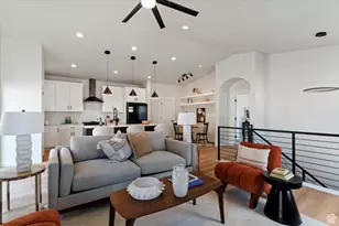 572 S Elena Ln, Ogden, UT 84404 - Photo 7