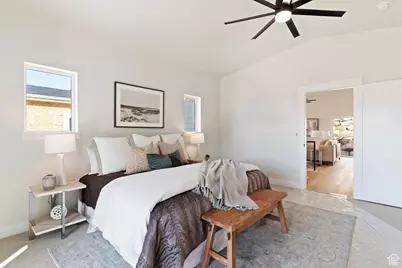 572 S Elena Ln, Ogden, UT 84404 - Photo 17