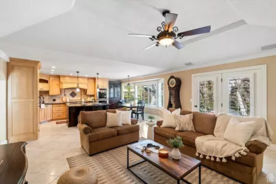 10543 S 2330 W, South Jordan, UT 84095 - Photo 9