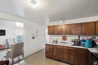 815 E Whitemaple Way, Millcreek, UT 84106 - Photo 21