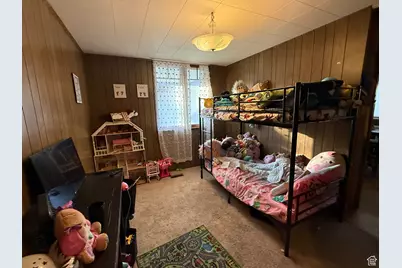 25 W Main St, Moroni, UT 84646 - Photo 17