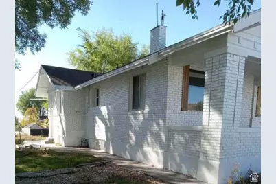 25 W Main St, Moroni, UT 84646 - Photo 37