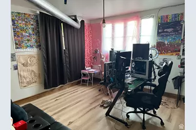 25 W Main St, Moroni, UT 84646 - Photo 23