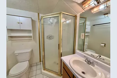 343 E 200 S, Kaysville, UT 84037 - Photo 15