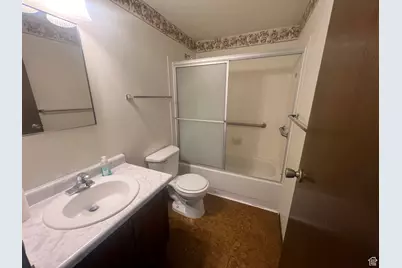 819 Castle Gate Cir, Helper, UT 84526 - Photo 15