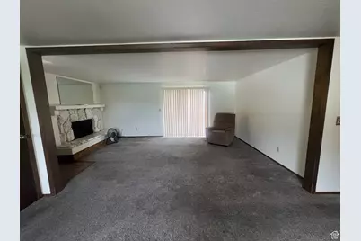 819 Castle Gate Cir, Helper, UT 84526 - Photo 5