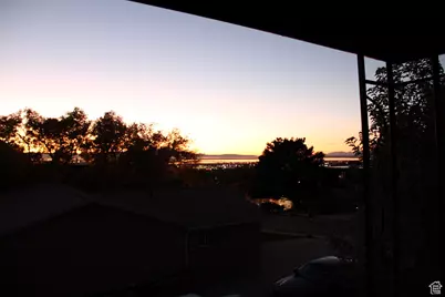 610 S 800 E, Centerville, UT 84014 - Photo 33