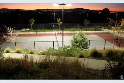 610 S 800 E, Centerville, UT 84014 - Photo 41