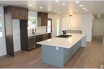 610 S 800 E, Centerville, UT 84014 - Photo 9