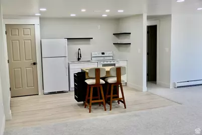 610 S 800 E, Centerville, UT 84014 - Photo 23