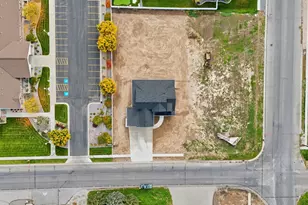 76 W 200 S, Hyde Park, UT 84318 - Photo 5