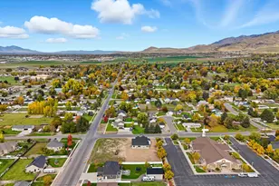 76 W 200 S, Hyde Park, UT 84318 - Photo 11