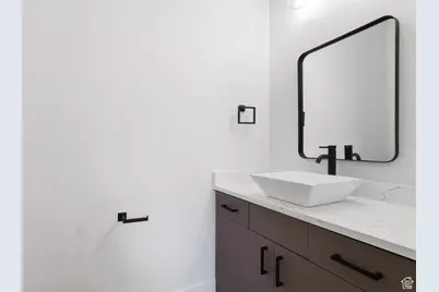 76 W 200 S, Hyde Park, UT 84318 - Photo 39