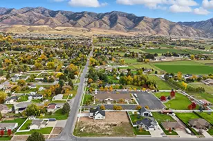 76 W 200 S, Hyde Park, UT 84318 - Photo 9