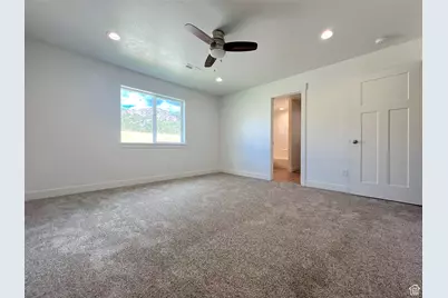 44 E 300 S, Delta, UT 84624 - Photo 9