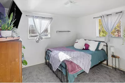 186 Sycamore Cir, Clearfield, UT 84015 - Photo 9