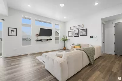 779 N 560 E, Tooele, UT 84074 - Photo 3