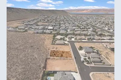 2393 S 3330 W, Hurricane, UT 84737 - Photo 11