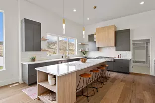 7371 W Summit Crest Circle, Herriman, UT 84096 - Photo 9