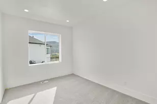 7371 W Summit Crest Circle, Herriman, UT 84096 - Photo 33