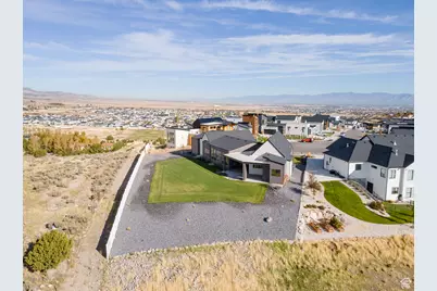 7371 W Summit Crest Cir, Herriman, UT 84096 - Photo 57