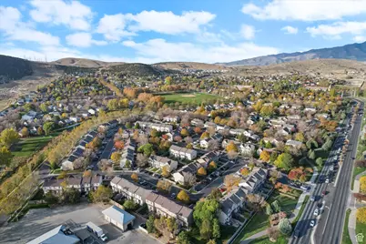 7954 N Dundee Dr, Eagle Mountain, UT 84005 - Photo 23