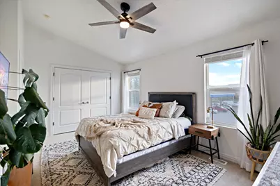 7954 N Dundee Dr, Eagle Mountain, UT 84005 - Photo 13