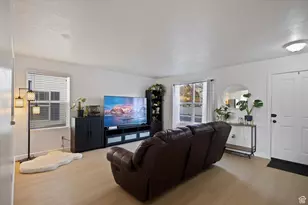 7954 N Dundee Dr, Eagle Mountain, UT 84005 - Photo 5