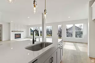 1340 E Hollyhock Wy, Layton, UT 84040 - Photo 9