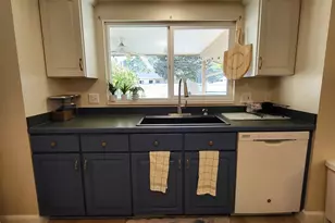 7377 S Ramanee Dr, Midvale, UT 84047 - Photo 7