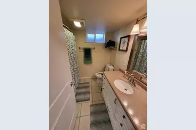 7377 S Ramanee Dr, Midvale, UT 84047 - Photo 31