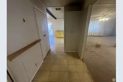 4364 Detroiter Cir, Murray, UT 84107 - Photo 5