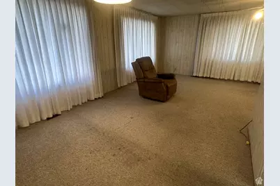 4364 Detroiter Cir, Murray, UT 84107 - Photo 9