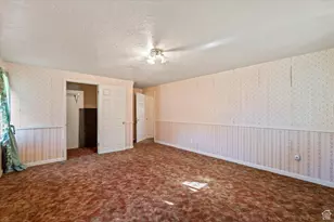 303 S Center St, Fielding, UT 84311 - Photo 27