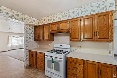 303 S Center St, Fielding, UT 84311 - Photo 13