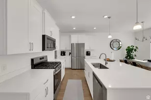 8719 W Beckville Dr, Magna, UT 84044 - Photo 11