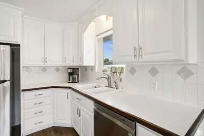 326 E 6815 S, Midvale, UT 84047 - Photo 13