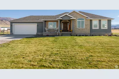 1602 E Arrowhead Ln, Erda, UT 84074 - Photo 1
