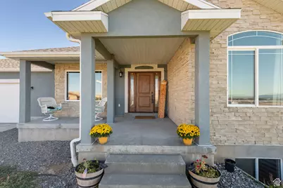 1602 E Arrowhead Ln, Erda, UT 84074 - Photo 7