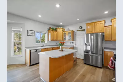 1010 S Anna Ekins Memorial Ln, Genola, UT 84655 - Photo 5