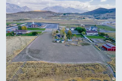 1010 S Anna Ekins Memorial Ln, Genola, UT 84655 - Photo 31