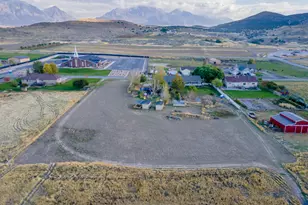 1010 S Anna Ekins Memorial Ln, Genola, UT 84655 - Photo 31