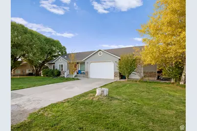 1010 S Anna Ekins Memorial Ln, Genola, UT 84655 - Photo 23