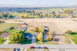 1010 S Anna Ekins Memorial Ln, Genola, UT 84655 - Photo 35