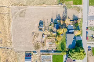 1010 S Anna Ekins Memorial Ln, Genola, UT 84655 - Photo 39