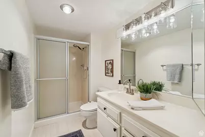 241 N Vine St W #808 E, Salt Lake City, UT 84103 - Photo 15