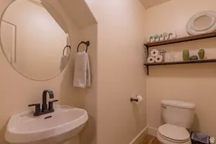 210 S Tamarak Cir W, Lehi, UT 84043 - Photo 9