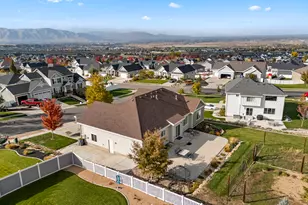 898 N Burke Ln, Elk Ridge, UT 84651 - Photo 37