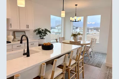 974 E 400 N #1, Salem, UT 84653 - Photo 7