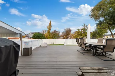 12034 S 1900 W, Riverton, UT 84065 - Photo 29